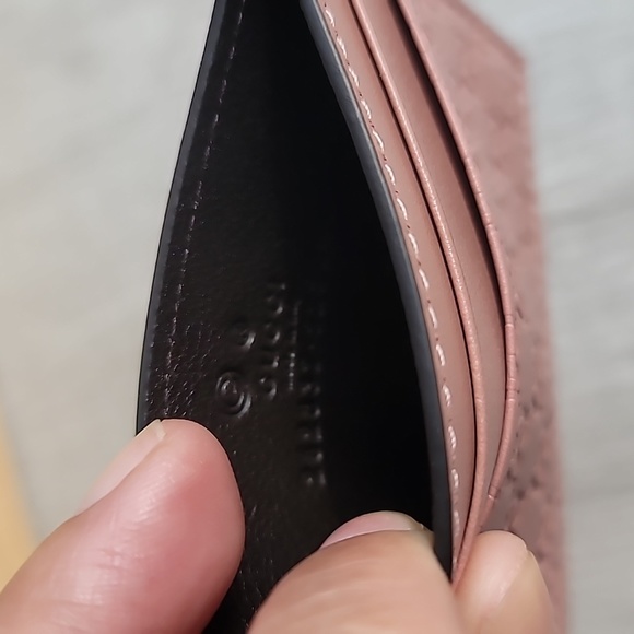 Gucci Micro Guccissima Soft Pink Leather Card Case - Picture 4 of 4